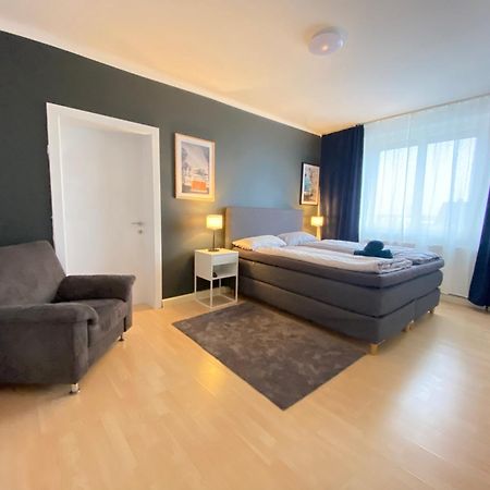 Moderne Wohnung Naehe Hauptbahnhof Linz Buitenkant foto