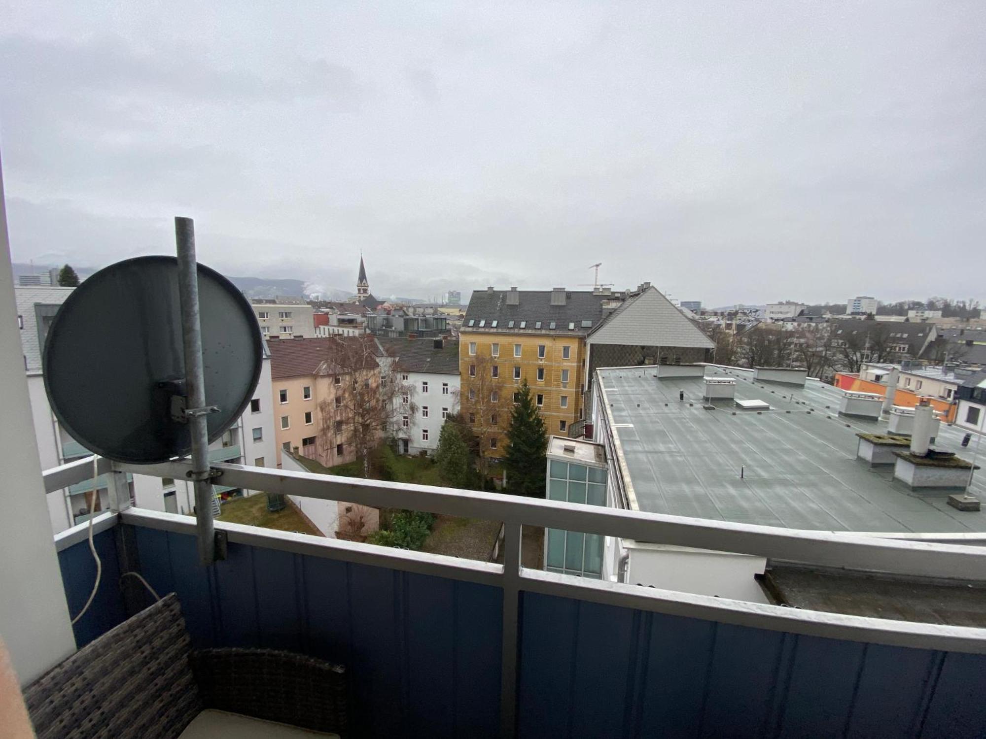 Moderne Wohnung Naehe Hauptbahnhof Linz Buitenkant foto
