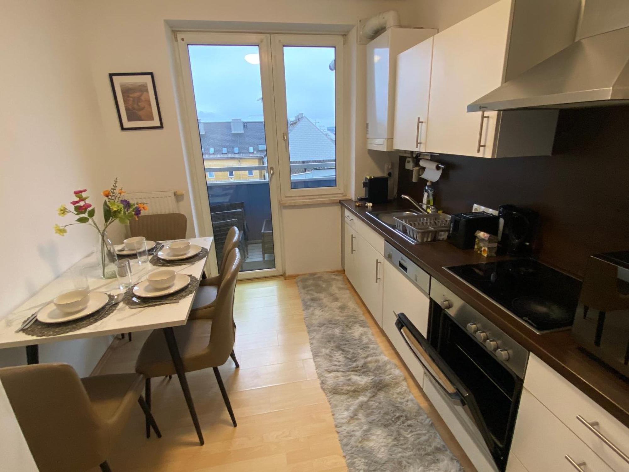 Moderne Wohnung Naehe Hauptbahnhof Linz Buitenkant foto